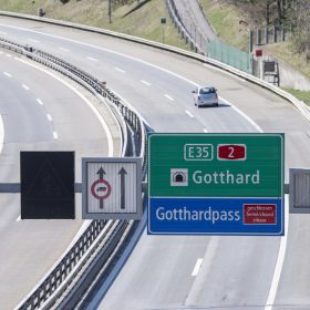 Thirrjet për vendosjen e taksës për Gotthard, po bëhen gjithnjë e më të forta