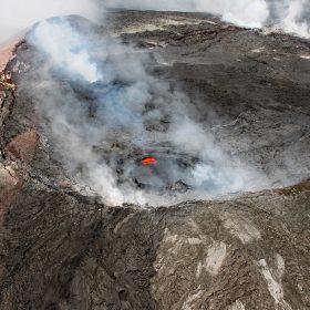 Itali: Shpërthimi i Etna-s ndal fluturimet në Sicili