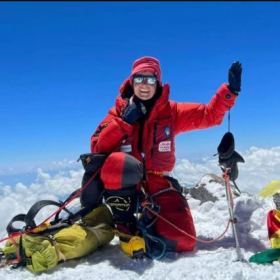 Alpinistja Uta Ibrahimi ngjitet në një nga majat më të larta dhe më të vështira në botë