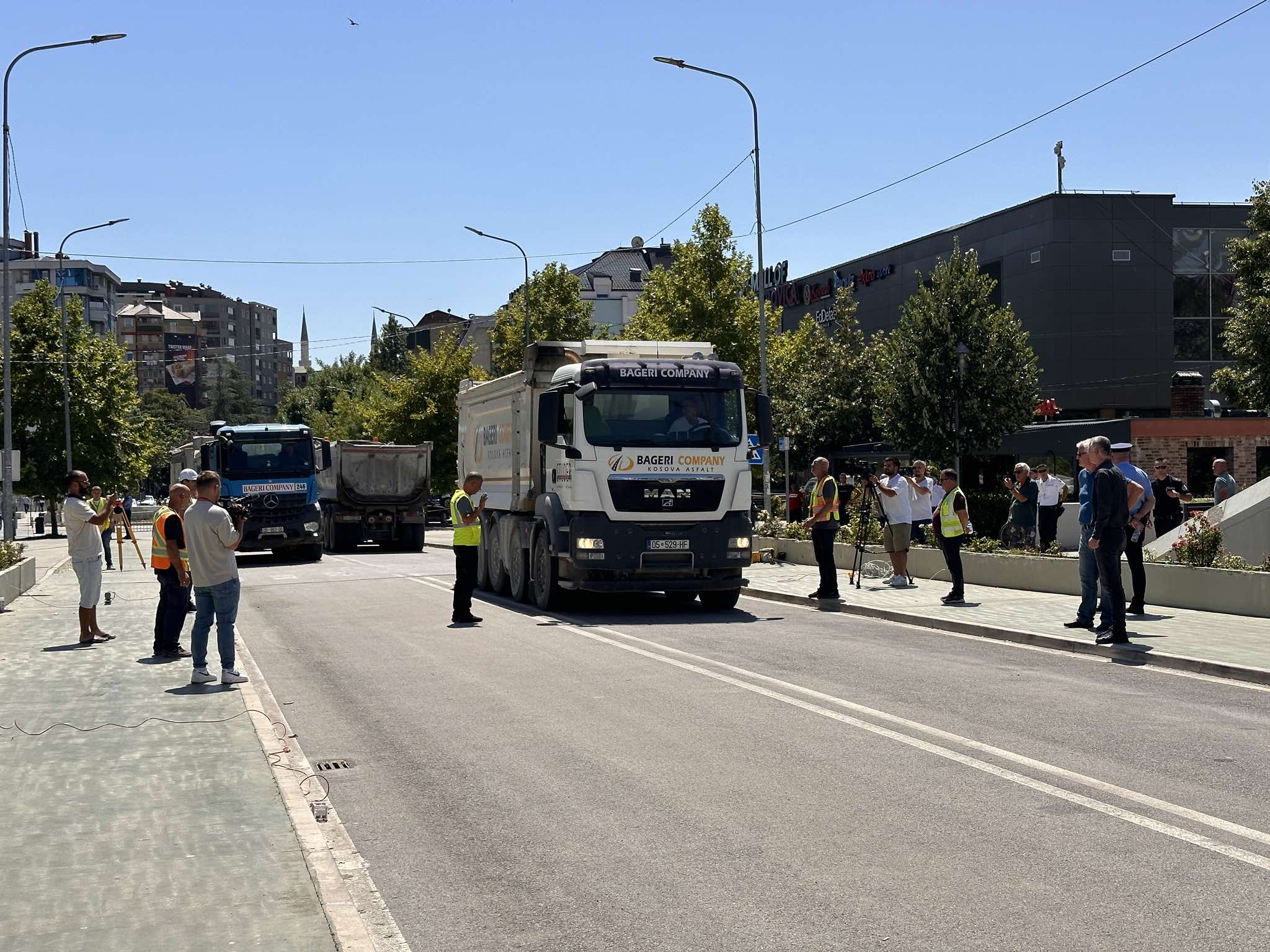 Ministri i Infrastrukturës thotë se nuk ka arsye për të mos u hapur Ura e Ibrit