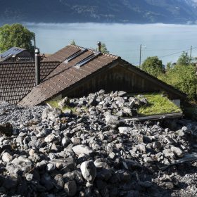 30 shtëpi rrezikohen në Brienz