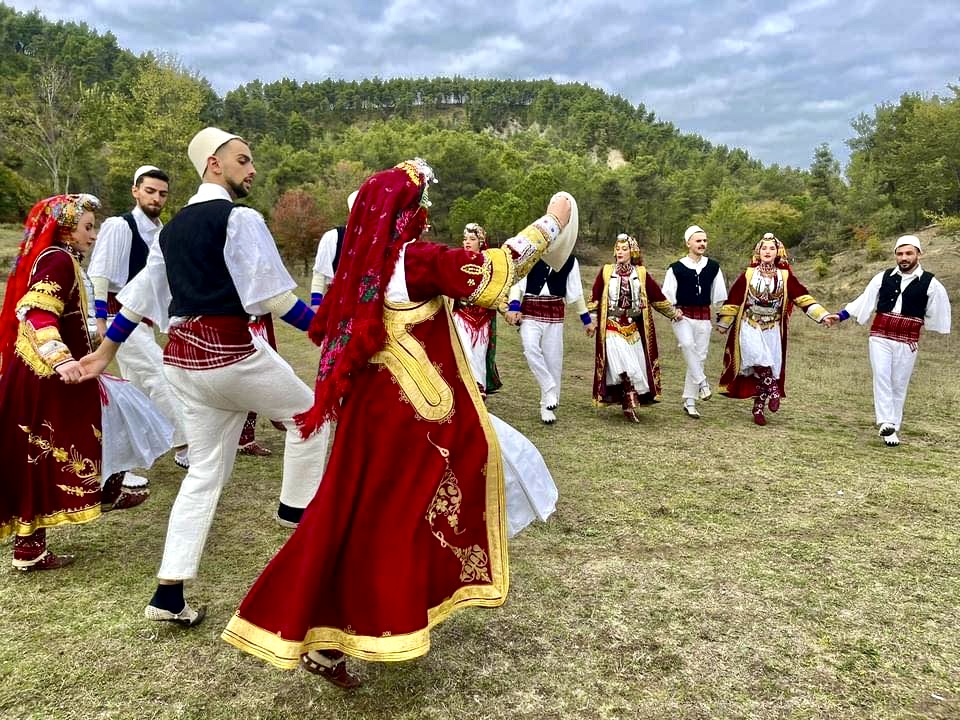 Itali: Vallja shqiptare doli fituese e festivalit folklorik internacional