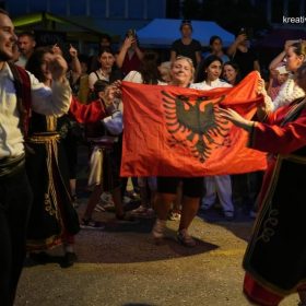 Këngë e valle kombëtare shqiptare në Bern