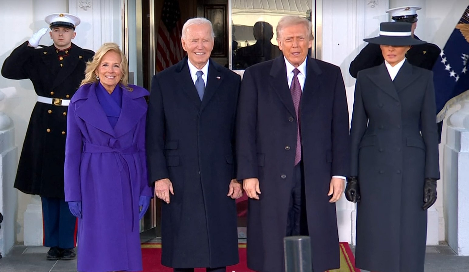 Zbulohet se çfarë i shkroi Biden Trumpit në letrën që ia la në tavolinë