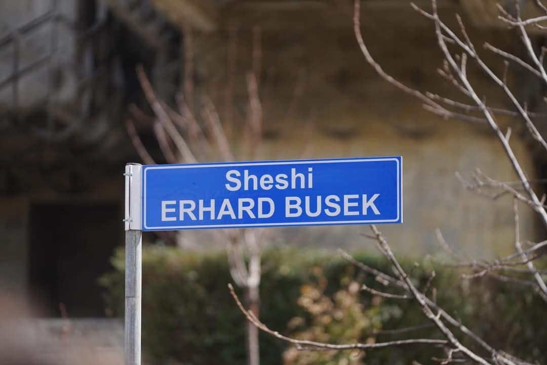 Në Prishtinë përurohet sheshi “Erhard Busek”